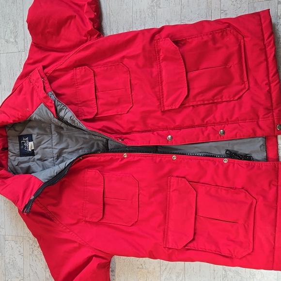 Woolrich Vintage mens Size XL Red Utility Jacket Detachable Hood - Picture 16 of 16